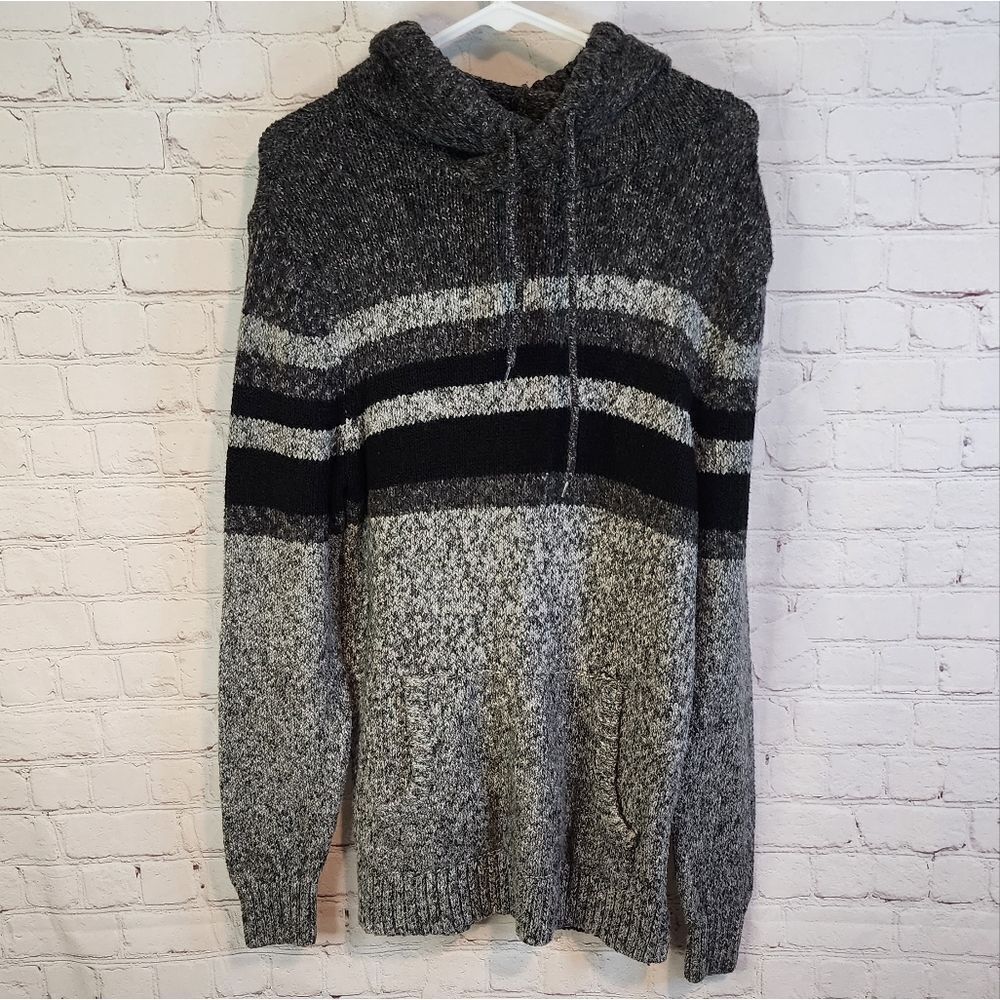 Men's Retrofit sweater hoodie, size Medium
